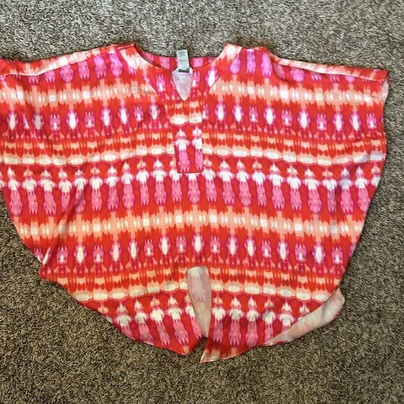 Multiples Top - Picture 6 of 7